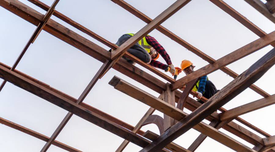 Professional gutter cleaning services in Goldthwaite, TX